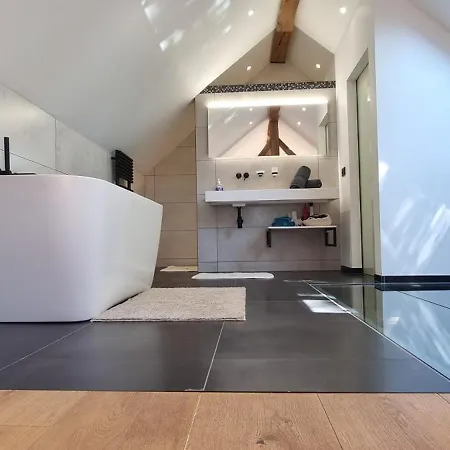 Holiday home De La Chapelle Assesse