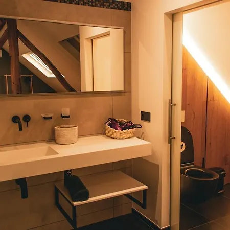 Vakantiehuis Le De La Chapelle Assesse