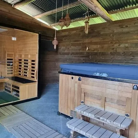 Vakantiehuis Le De La Chapelle Assesse